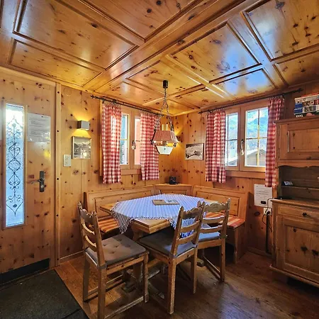 샬레 Le Camee Saas Fee